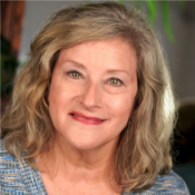 SuzanneGraff Headshot